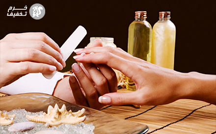 آموزش کاشت ناخن در سالن زیبایی چیماه